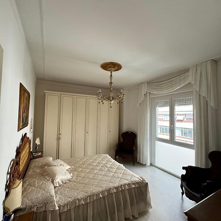 Romeo Apartment 2 利沃诺 外观 照片