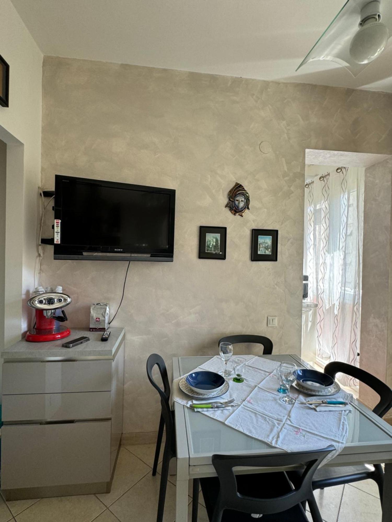 Romeo Apartment 2 利沃诺 外观 照片